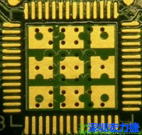 這也是不好的通孔設(shè)計，但部份通孔已經(jīng)用綠漆(mask)蓋上，但仍有部份通孔未塞孔。 