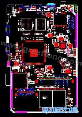 上圖是一個(gè)開發(fā)板的PCB，從布局中可以看出各個(gè)接口電路分離很明確，SDRAM和DDR以及SD卡接口電路等走線不會(huì)造成相互的干擾。-深圳宏力捷