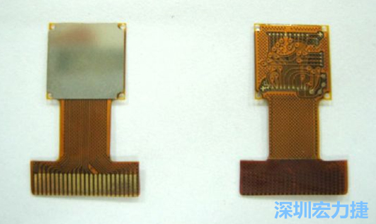 FPC可設(shè)計的電路復(fù)雜度與密度，比PCB遜色，但可適應(yīng)結(jié)構(gòu)的彈性結(jié)構(gòu)，成為電子產(chǎn)品設(shè)計重點。
