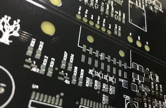 絲印位號設(shè)計(jì)錯(cuò)誤會(huì)影響PCBA貼片加工嗎？